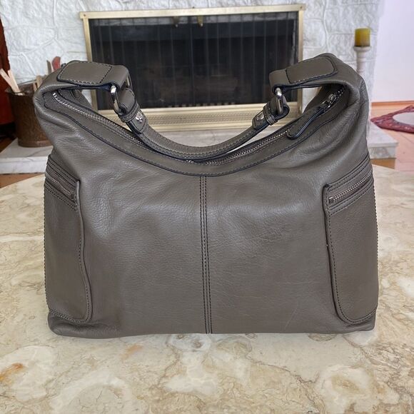 Etienne Aigner Grey Leather Shoulder Bag - Picture 2 of 13
